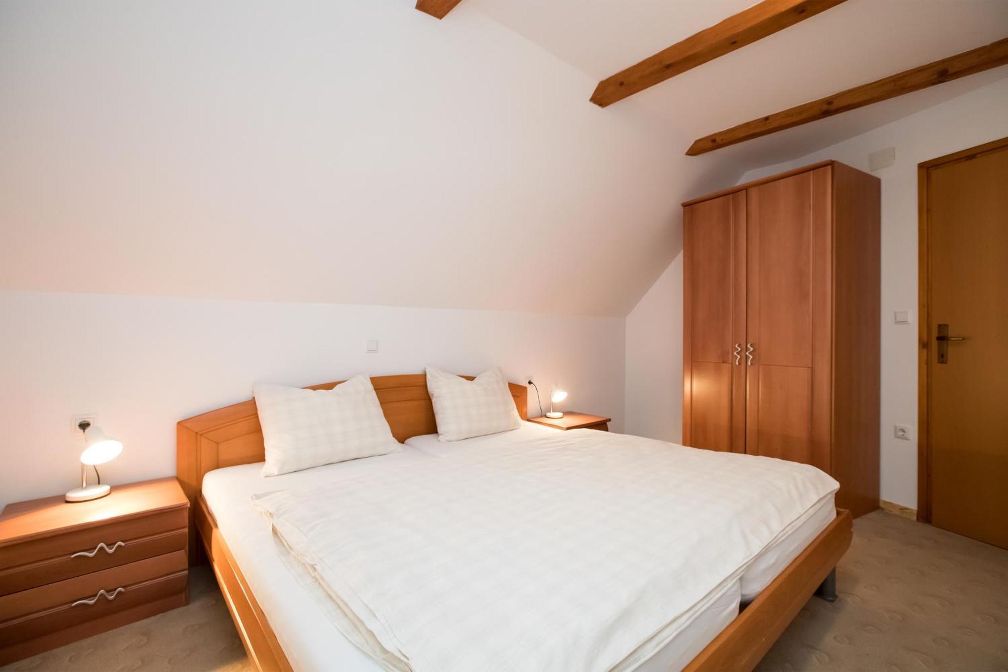 Apartments Markez Bohinj Ruang foto